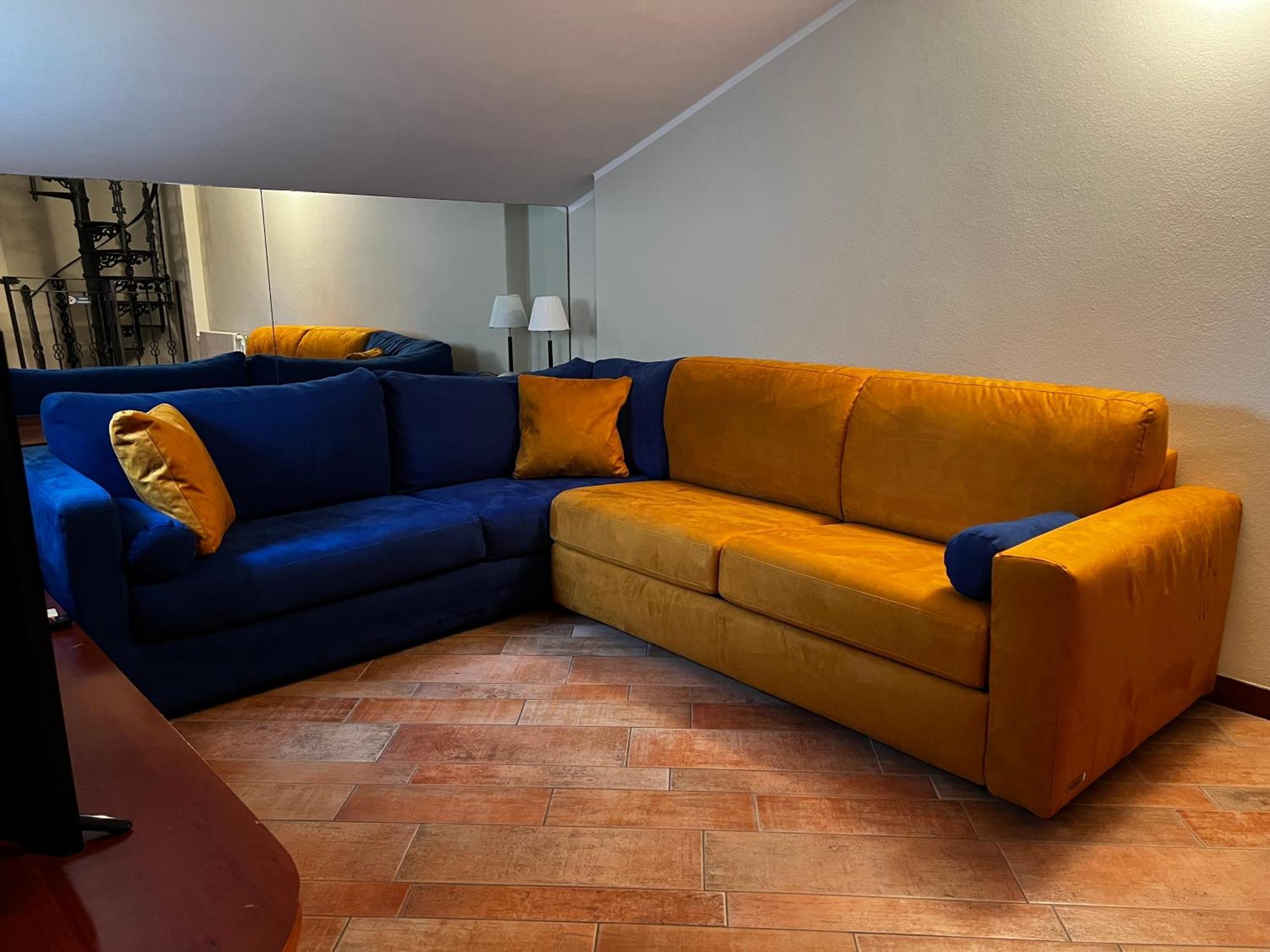 Attico In Piazza Matteotti Apartment Desenzano del Garda Bagian luar foto